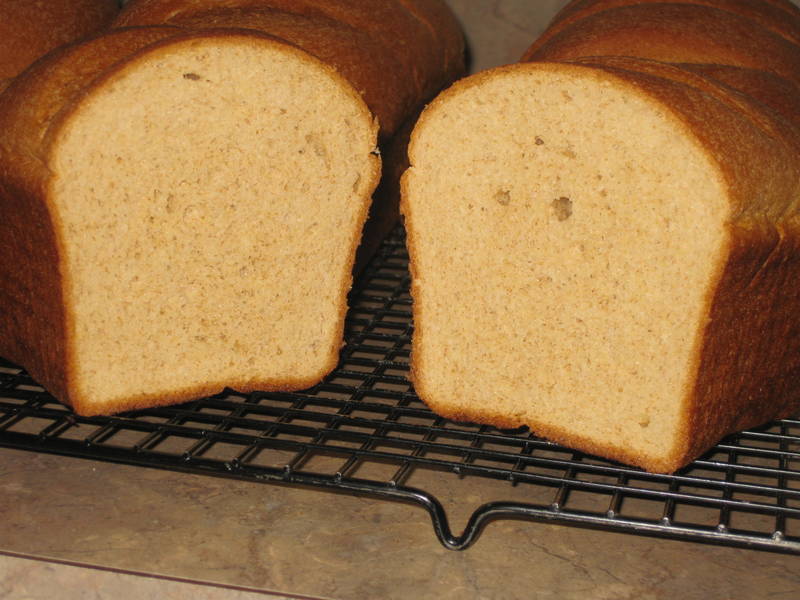 100% Soft Spring Whole Wheat Bread