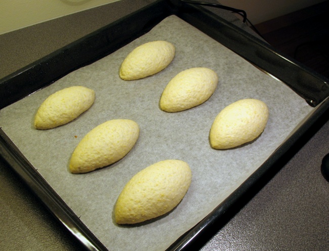 Durum bread rolls - proofed