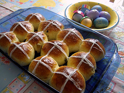 20050320hotcrossbuns.jpg