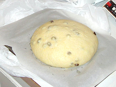 sweet corn raisin bread rising