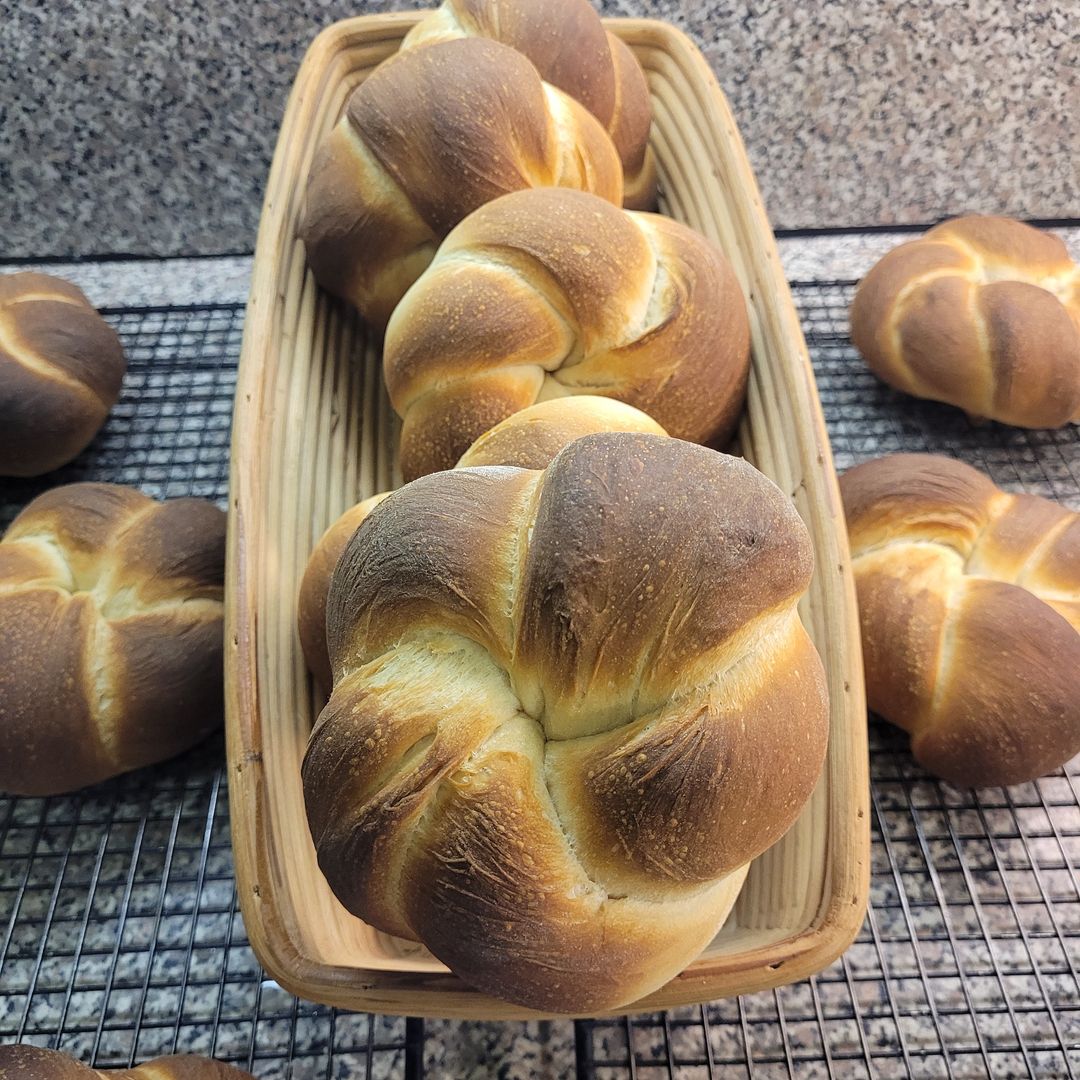 kaiser Roll Shaping Four Easy Steps The Fresh Loaf