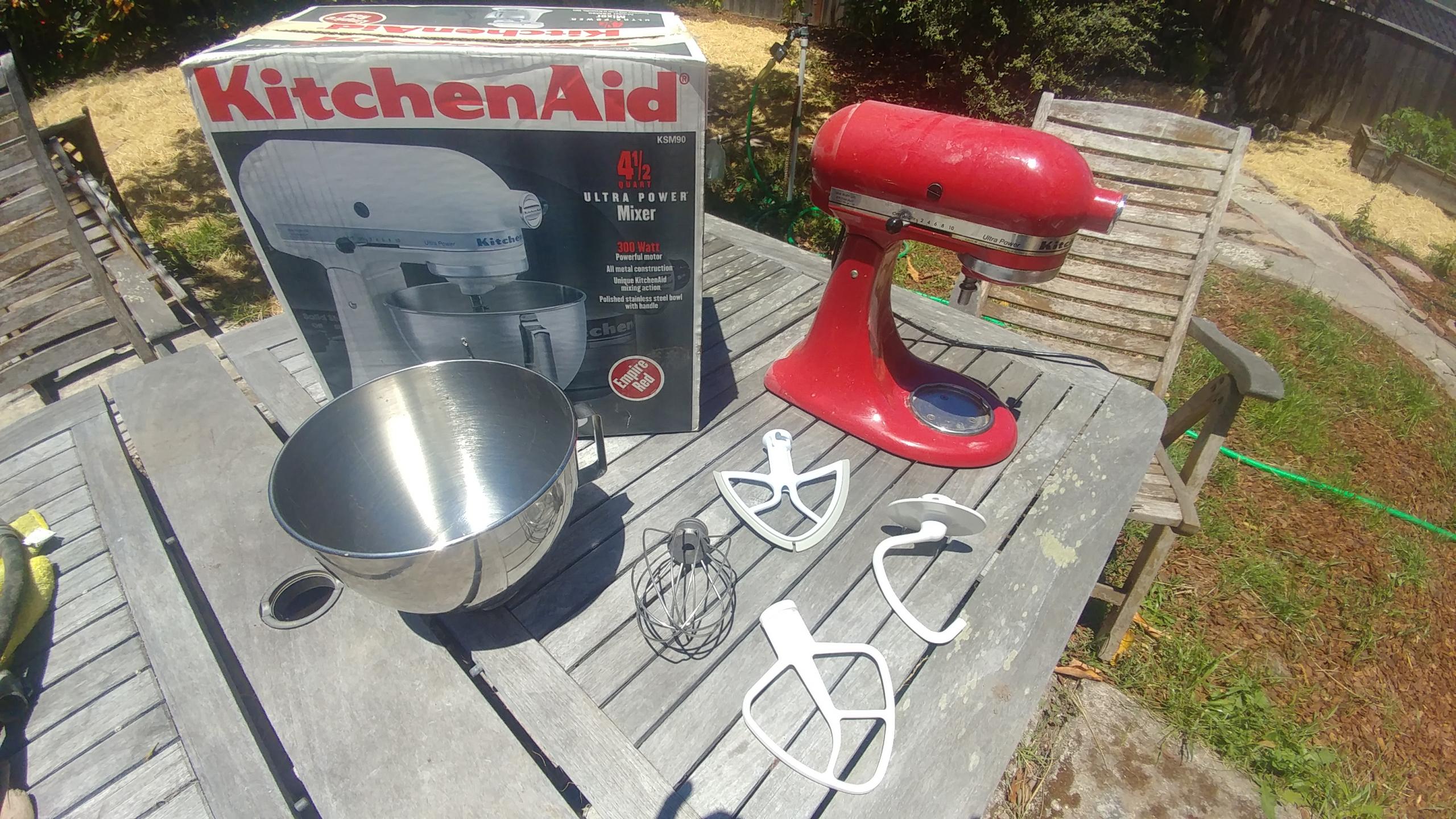 KitchenAid KSM90 300-Watt Stand Mixer