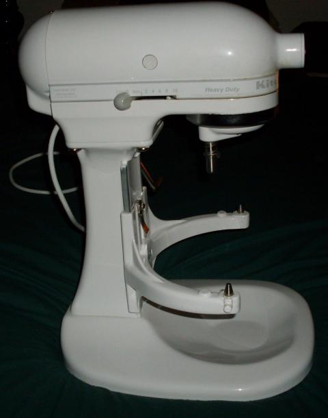 After pic of my 1983 (I think) K5SS Hobart KitchenAid. More pics in  comments! : r/Kitchenaid