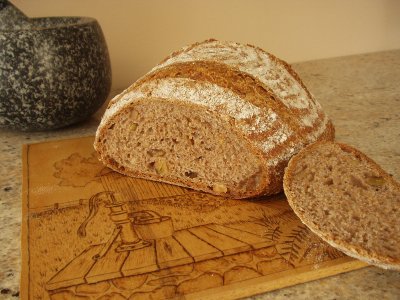 Dinkel-Walnussbrot