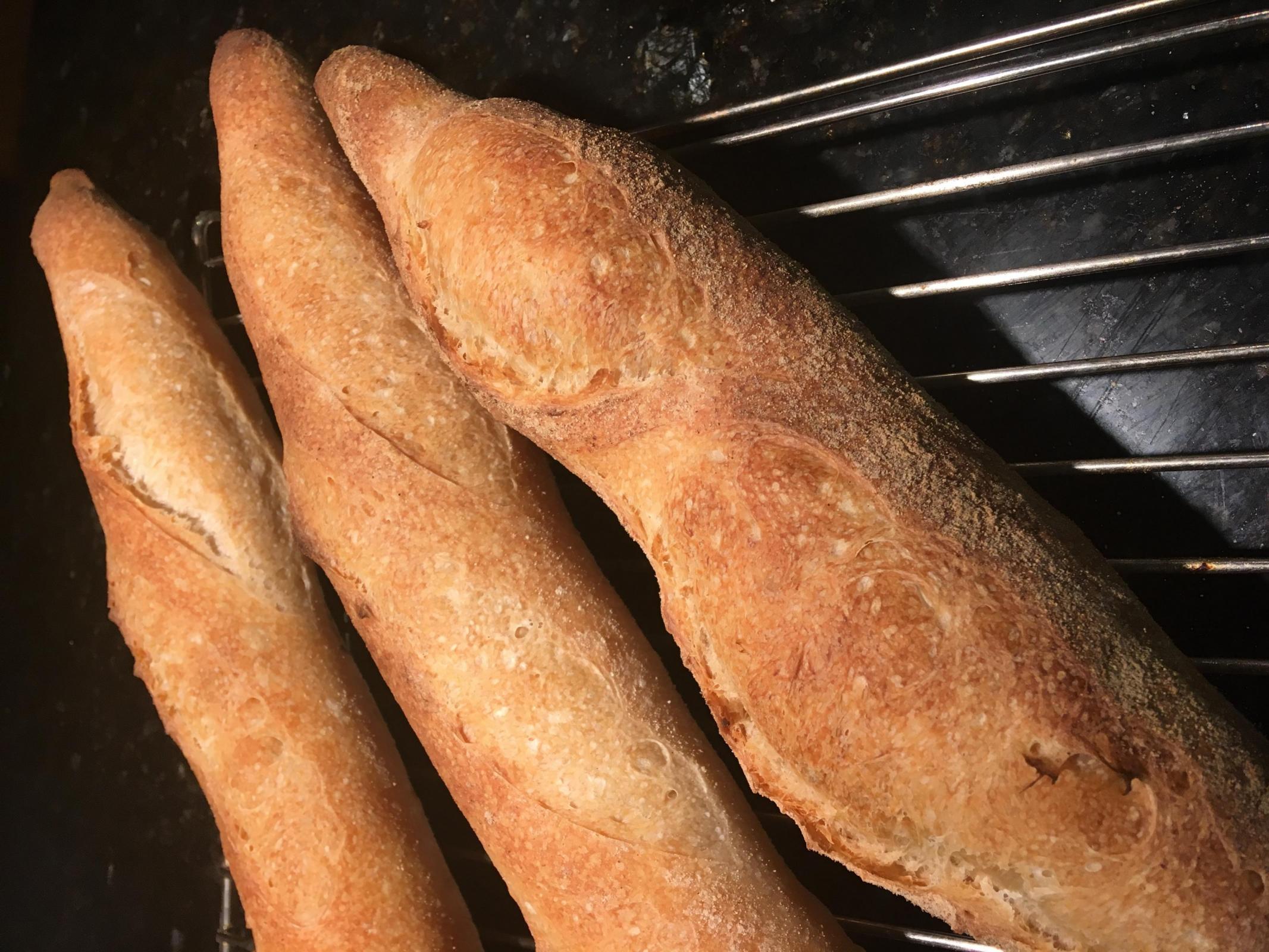 Verzé. La main experte des baguettes