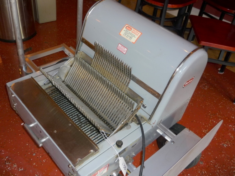 Berkel MB1/2STD Countertop Bread Slicer - 1/2 Slice Thickness, 15 1/2 Max  Loaf Length - 1/3 hp