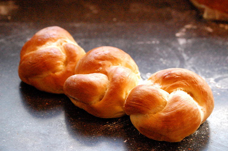 3 Challah Buns