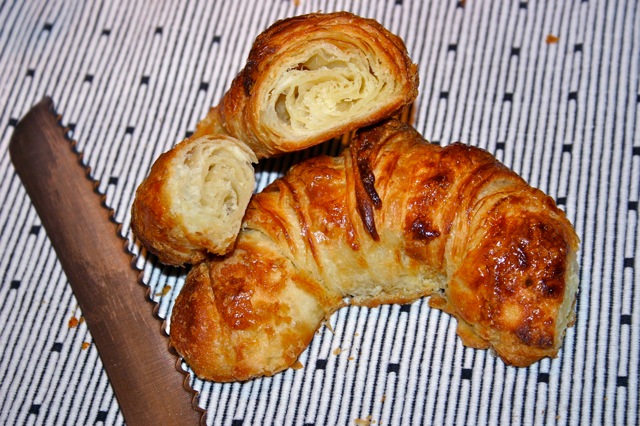 croissant crumb and crust