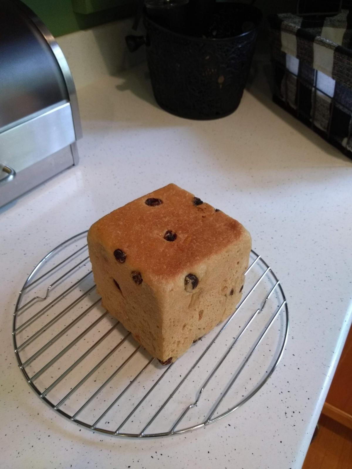 Orange-raisin loaf