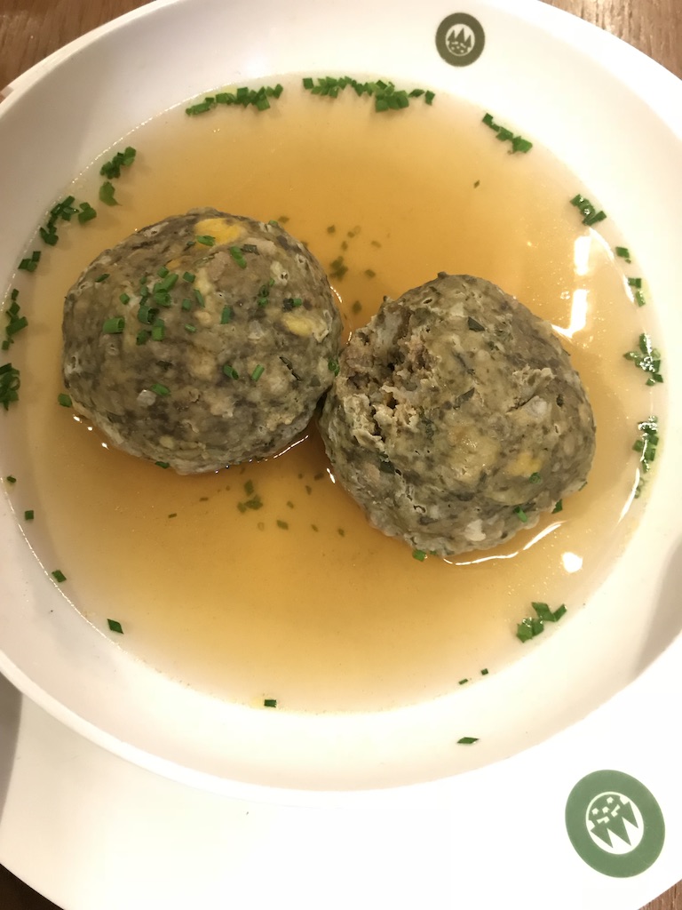 Canederli in brodo