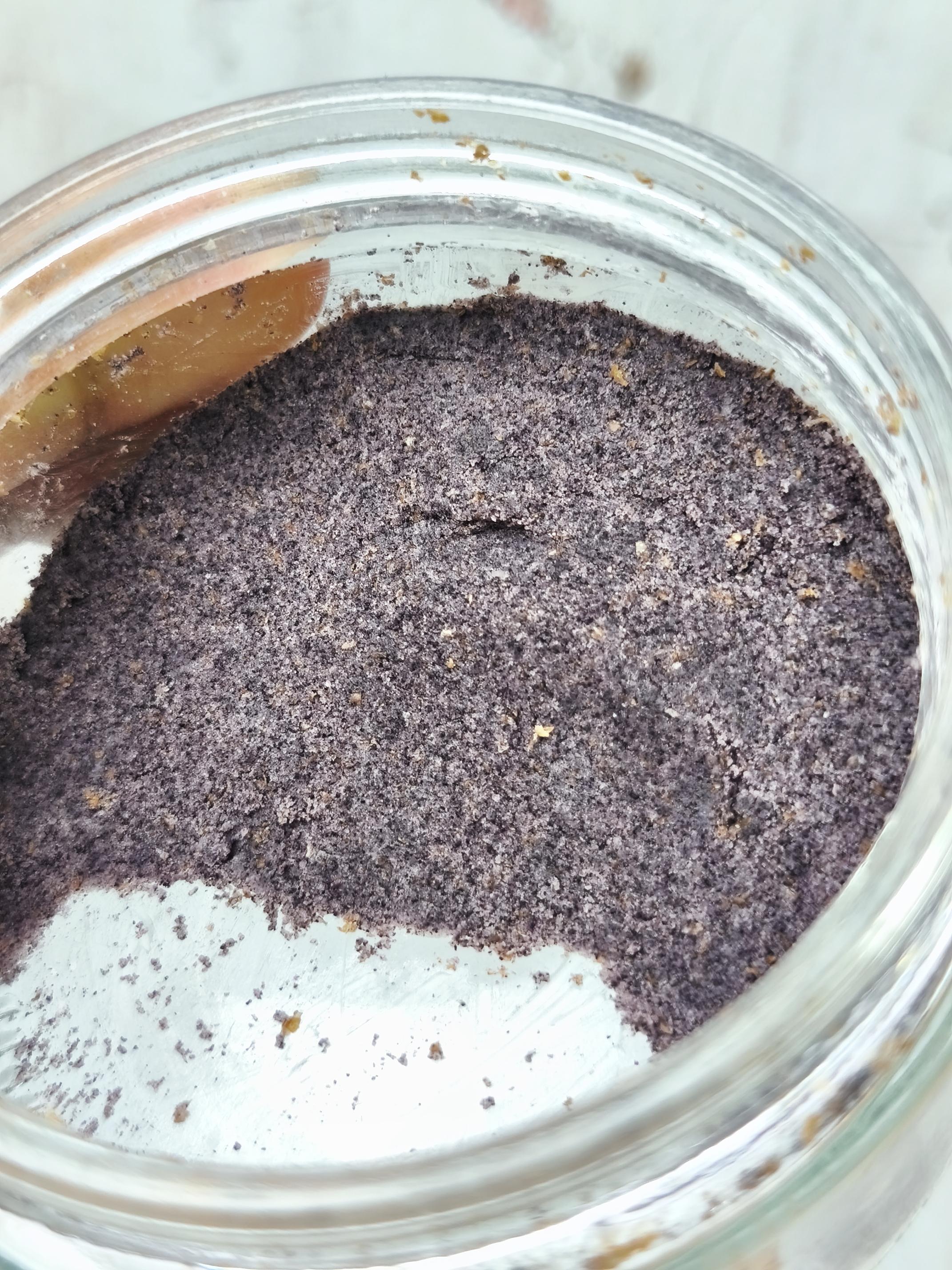 Starters showcase #2: Whoreass Silver (salted black rice starter with freezing remedy)