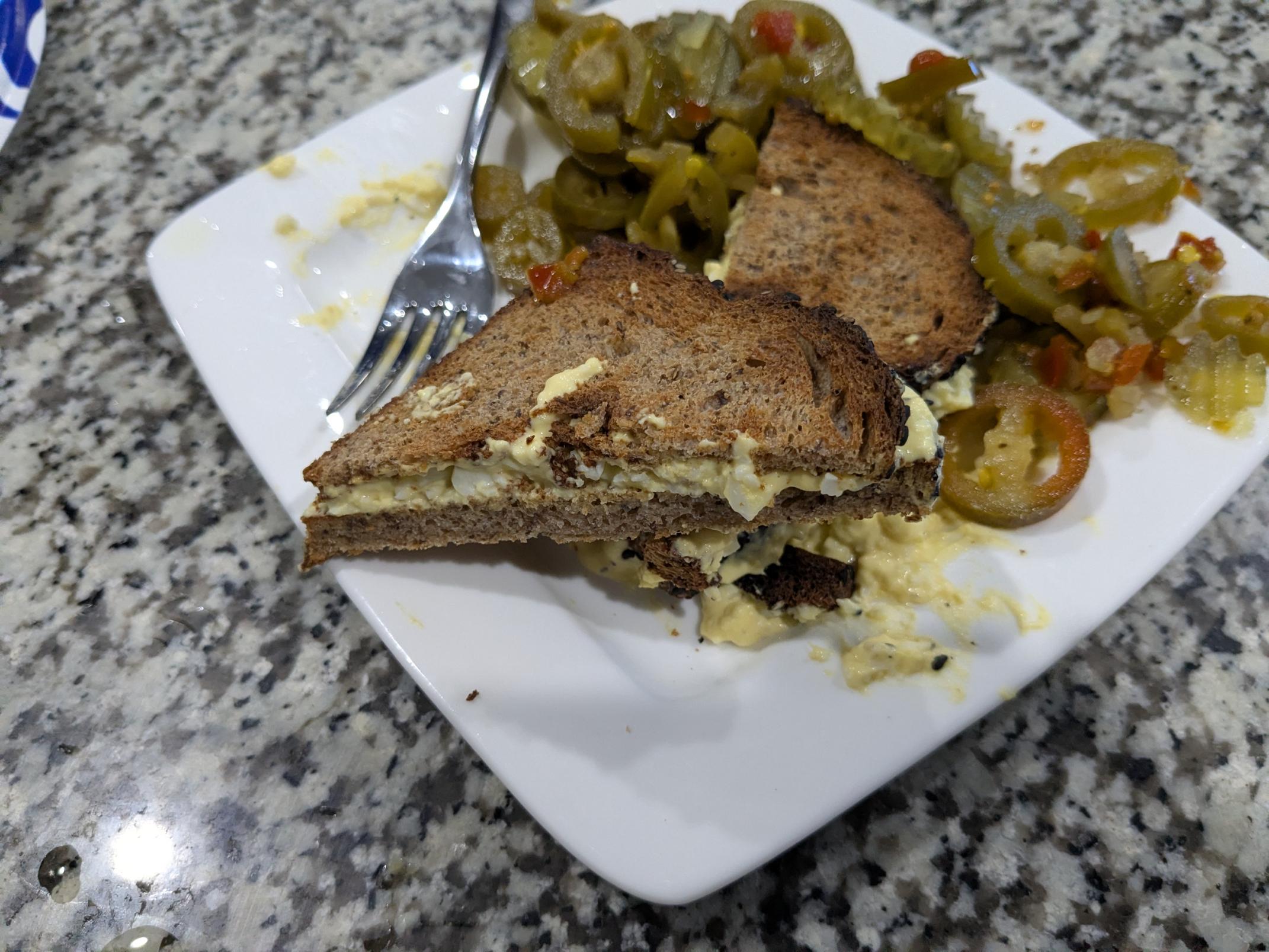 Egg salad sandwich 