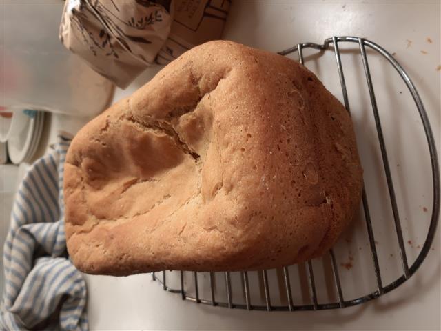 Cratered GF loaf