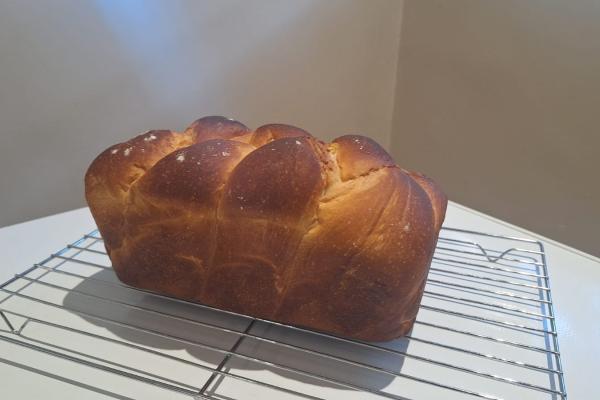 Bread with glutinous rice flour with sunbeams on top