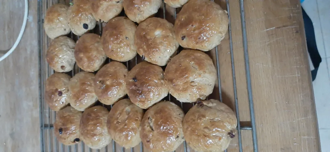 Fruit buns,  what is the best way , to keep a 4-6 weeks shelf life,  recipe
