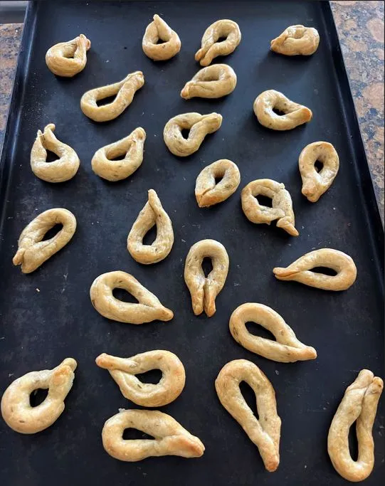 Taralli Pugliesi 8.9.2023 C3.JPG Taralli Pugliesi 8.9.2023 C3.JPG